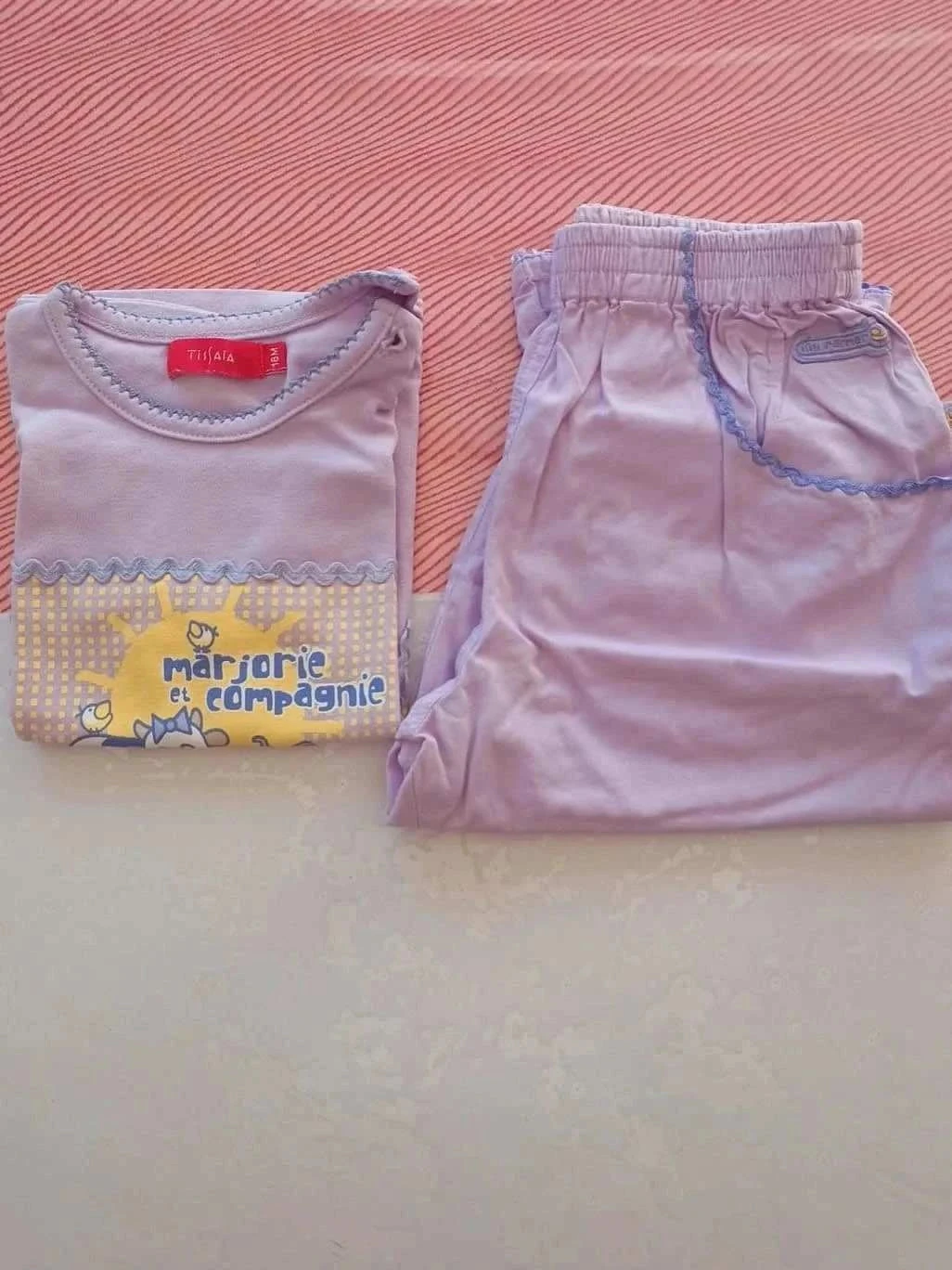 Ensemble pantalon léger 18 mois t-shirt